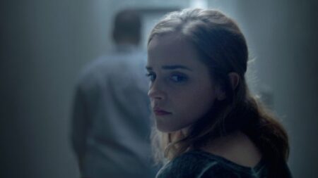 Do kín prichádza The Circle, sci-fi thriller s Tomom Hanksom a Emmou Watson