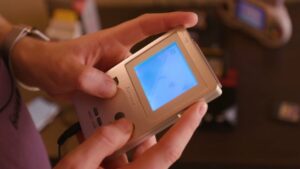 Vrecková konzola Game Boy sa vracia späť vo veľkom štýle