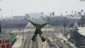 Tento šialený GTA V mod vás premení na Hulka