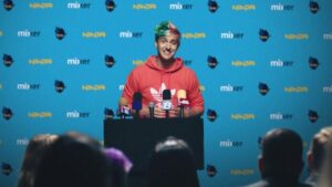 Twitch s trápnou pomstou voči Ninjovi. Cez jeho kanál na Twitchi odporúčali porno