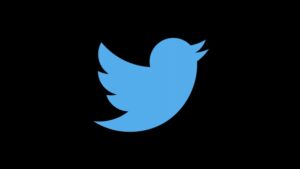 Sociálna sieť Twitter zažila masívny hack a niekto od dôverčivých ľudí vyzbieral tisíce dolárov