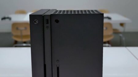 Pozrite si porovnanie veľkosti Xbox Series X s ostatnými konzolami