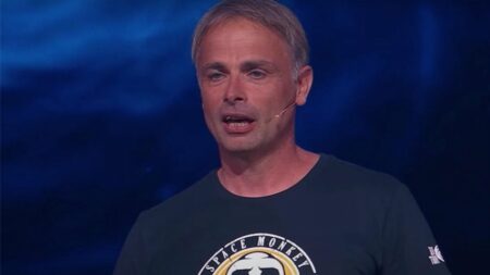 Dizajnér Michel Ancel popiera, že za jeho odchodom je toxické správanie