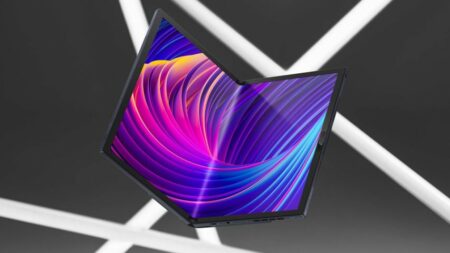 ASUS Zenbook 17 Fold OLED je jednou z naj inovácií roka 2022