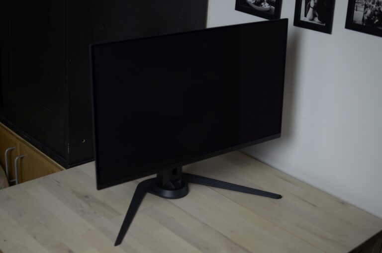 Aorus FO27Q3