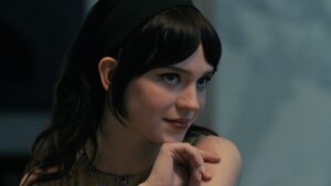 Už o pár dní príde do kín Spoločník, tajomné sci-fi o umelej inteligencii, ktoré má na Rotten Tomatoes úctyhodných 94 %