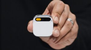 Humane AI pin