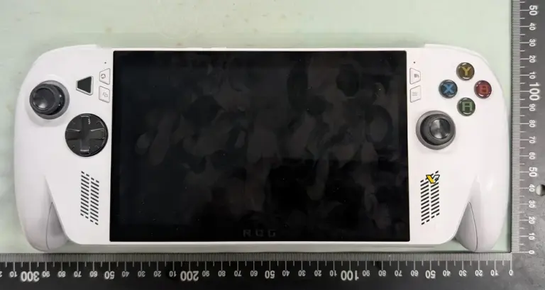 Obrázky prvého Xbox handheldu sa dostali na internet Project Kennan