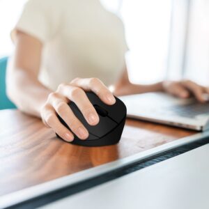 Navrhnutá s rešpektom k ergonómii detskej a ženskej ruky