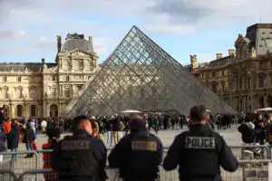Louvre