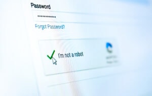 Vyzerá to ako bežná CAPTCHA, ale je to pasca, ktorá vám ukradne heslá Captcha
