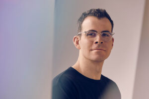 Už neverte vlastným očiam! Instagram priznáva, že realita na sociálnych sieťach je mŕtva Adam Mosseri Instagram