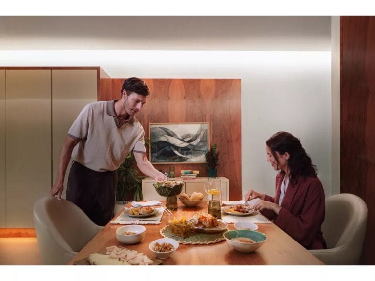 Philips Hue Flux Ultra Bright Strip Light 3m