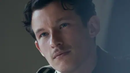 Tušíme, kto nahradí Daniela Craiga. Meno nového Bonda vás možno prekvapí Callum Turner