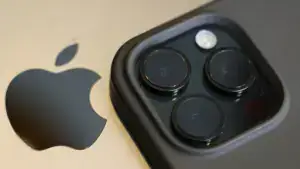 iPhone Apple