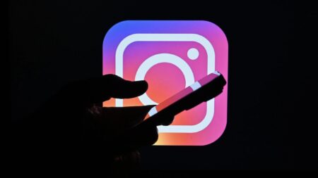 Instagram logo