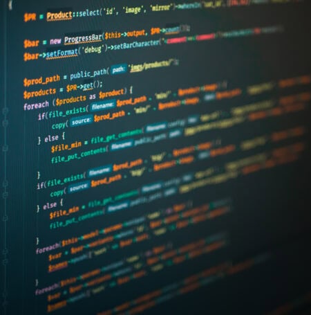 Väčšinu programovacieho kódu už vytvára umelá inteligencia: Štatistiky z GitHubu odhaľujú šialené čísla Tvorba webových stránok v jazyku PHP, detail